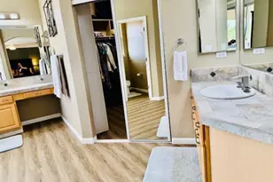 10171 Wildhawk Dr, Sacramento, CA 95829 - Photo 30