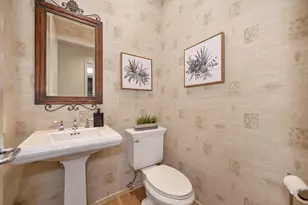 11390 Huntington Village Ln, Gold River, CA 95670 - Photo 52