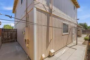 295 E Durian Ave, Coalinga, CA 93210 - Photo 40