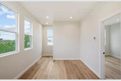 243 E 3rd Street, Tracy, CA 95376 - Photo 10