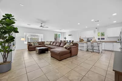 7620 Ferrell Way, Elk Grove, CA 95757 - Photo 2