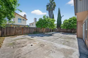 9202 Blue Grass Dr, Stockton, CA 95210 - Photo 32