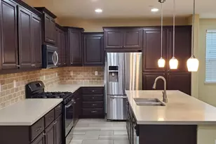 909 Blossom Rock Ln, Folsom, CA 95630 - Photo 14