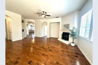 9729 Marbella Court, Elk Grove, CA 95624 - Photo 16