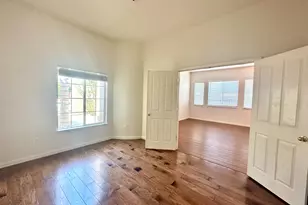 9729 Marbella Ct, Elk Grove, CA 95624 - Photo 6