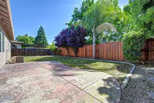 9729 Marbella Ct, Elk Grove, CA 95624 - Photo 36