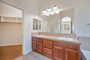9729 Marbella Ct, Elk Grove, CA 95624 - Photo 20