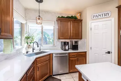 1524 Black Hawk Street, Roseville, CA 95747 - Photo 16