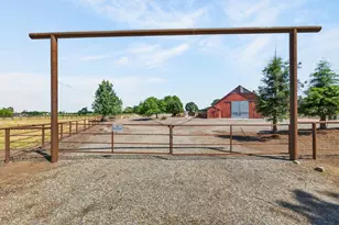 12493 Plum Ln, Wilton, CA 95693 - Photo 42