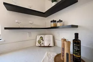 819 Julian St, Turlock, CA 95380 - Photo 8