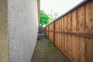 3919 Huron St, Sacramento, CA 95838 - Photo 36