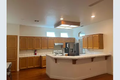 8613 Aviary Woods Way, Elk Grove, CA 95624 - Photo 4