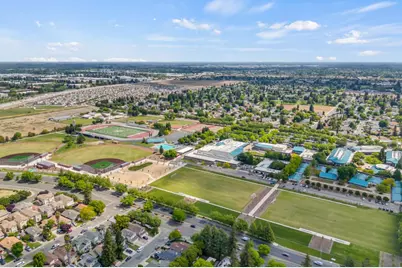 650 Del Verde Circle #6, Sacramento, CA 95833 - Photo 32