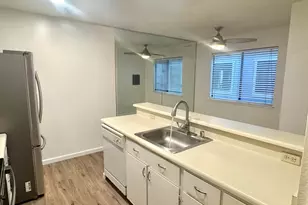 650 Del Verde Cir, Sacramento, CA 95833 - Photo 10