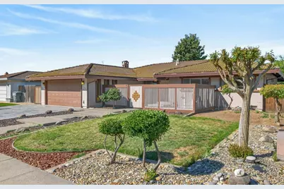7394 Farm Dale Way, Sacramento, CA 95831 - Photo 1