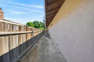 7394 Farm Dale Way, Sacramento, CA 95831 - Photo 50