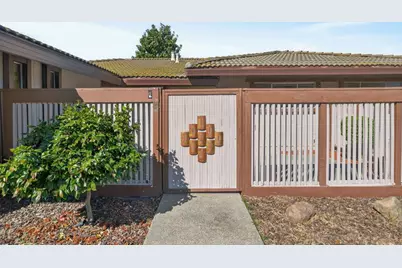 7394 Farm Dale Way, Sacramento, CA 95831 - Photo 12