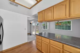 9353 Aizenberg Circle, Elk Grove, CA 95624 - Photo 16