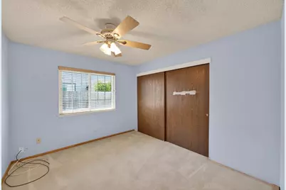 9353 Aizenberg Circle, Elk Grove, CA 95624 - Photo 20