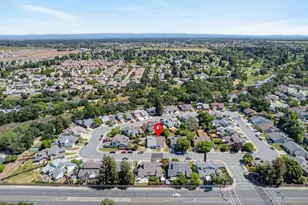 9353 Aizenberg Circle, Elk Grove, CA 95624 - Photo 38