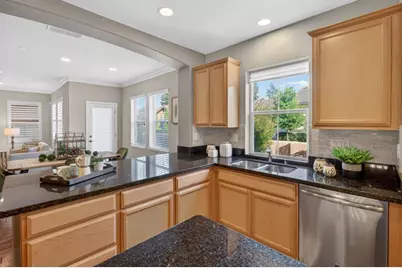 8073 Lido Isle Lane, Sacramento, CA 95831 - Photo 26