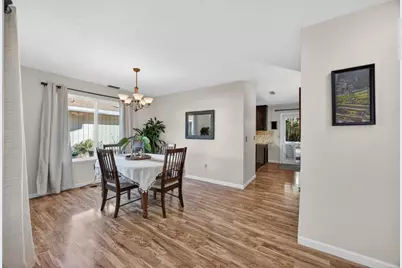 7597 Deltawind Drive, Sacramento, CA 95831 - Photo 18