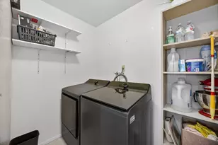 7597 Deltawind Dr, Sacramento, CA 95831 - Photo 28