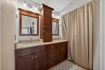 7597 Deltawind Drive, Sacramento, CA 95831 - Photo 36