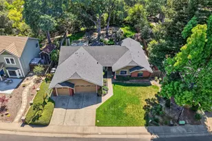 202 Firestone Dr, Roseville, CA 95678 - Photo 1