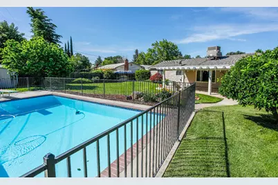 3236 Smathers Way, Carmichael, CA 95608 - Photo 8