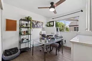 7803 Orchard Woods Cir, Sacramento, CA 95828 - Photo 12