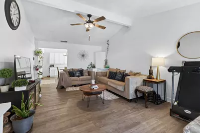 7803 Orchard Woods Circle, Sacramento, CA 95828 - Photo 2