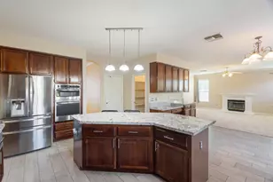 9331 Nestani Way, Elk Grove, CA 95758 - Photo 12