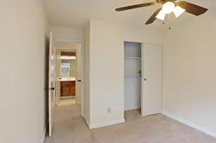 929 Kapareil Dr, Tracy, CA 95376 - Photo 28