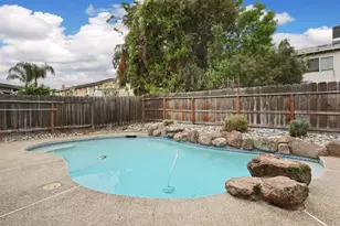 929 Kapareil Dr, Tracy, CA 95376 - Photo 38