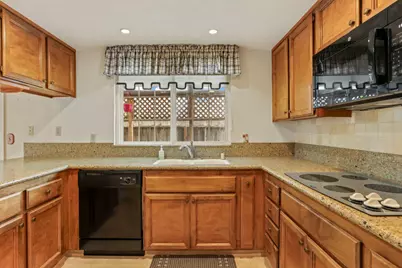 929 Kapareil Drive, Tracy, CA 95376 - Photo 14