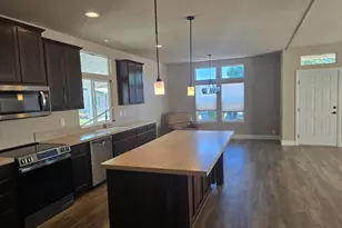 Dutchess Way, Sacramento, CA 95827 - Photo 12