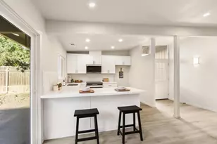 850 Del Oro St, Woodland, CA 95695 - Photo 6