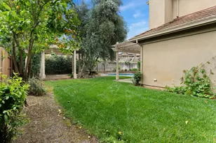 3708 Los Cerros Pl, Davis, CA 95618 - Photo 40