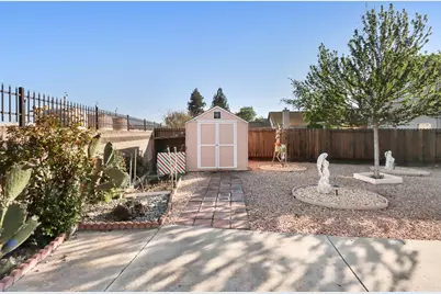 10115 Hampton Oak Drive, Elk Grove, CA 95624 - Photo 38