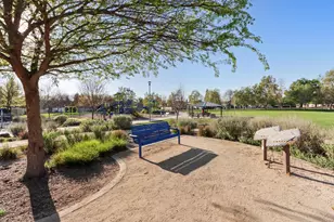 10115 Hampton Oak Dr, Elk Grove, CA 95624 - Photo 48