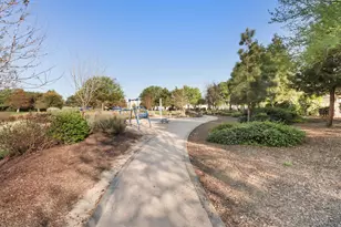 10115 Hampton Oak Dr, Elk Grove, CA 95624 - Photo 46