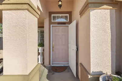 10115 Hampton Oak Drive, Elk Grove, CA 95624 - Photo 4