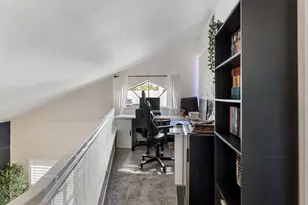 6931 Springmont Dr, Elk Grove, CA 95758 - Photo 6