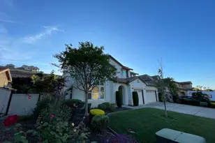716 Chesterfield Way, Rocklin, CA 95765 - Photo 2