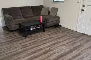 3043 Marshall Way, Sacramento, CA 95817 - Photo 10