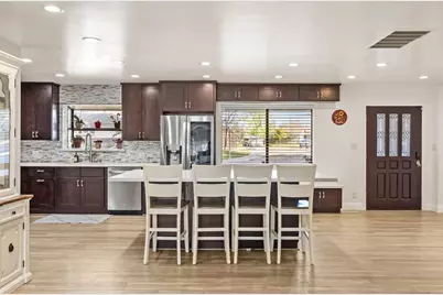 5108 Laurelview Avenue, Carmichael, CA 95608 - Photo 12