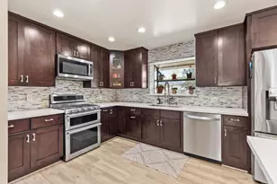 5108 Laurelview Ave, Carmichael, CA 95608 - Photo 16