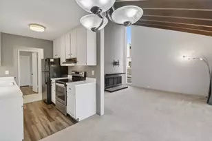 733 Woodside Ln E, Sacramento, CA 95825 - Photo 34