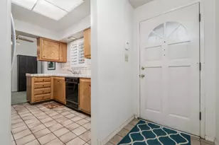 3058 Notre Dame Dr, Sacramento, CA 95826 - Photo 10